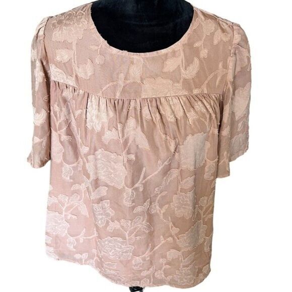Women Blouse Deep Rose Floral Applique Flouncy Sleeve Button Back Neck Sz Small - Picture 4 of 16